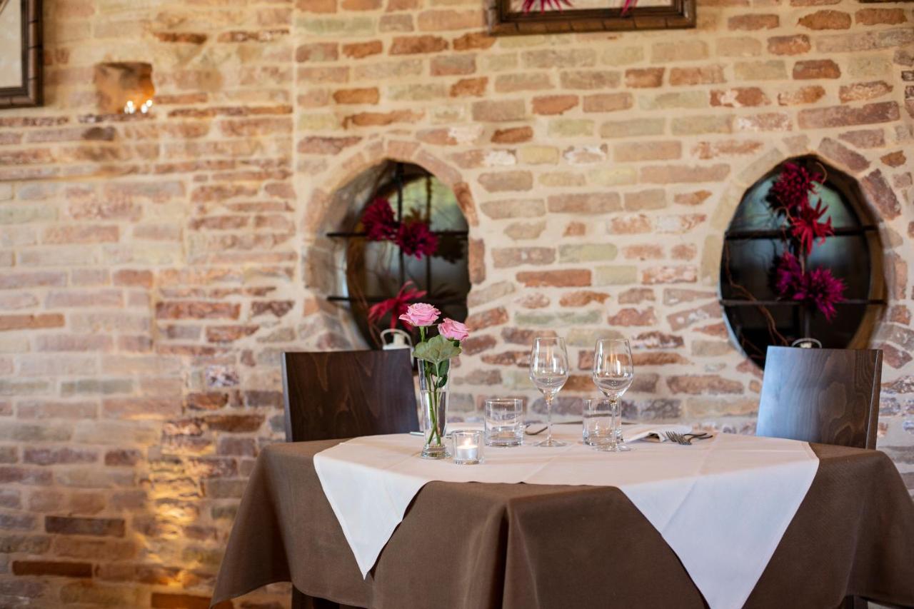 Agriturismo Palazzo Baldini Villa Bagnacavallo Bagian luar foto